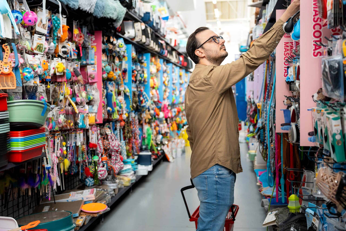 Men shopping for pets